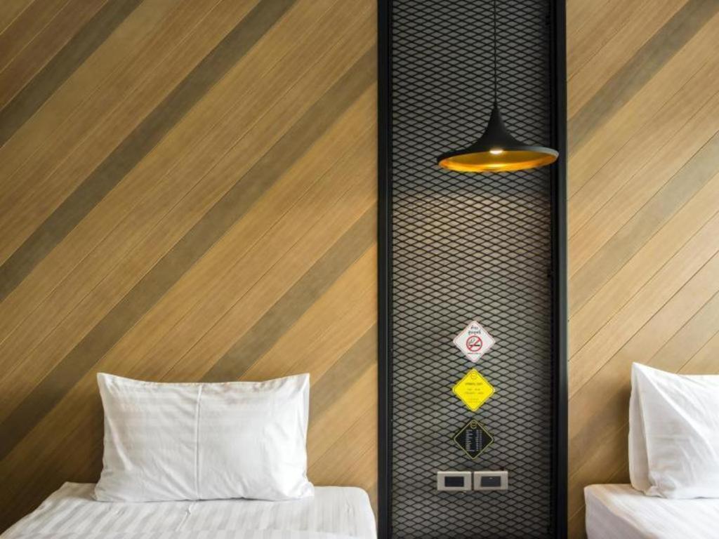 The Circle Hotel Buriram Extérieur photo