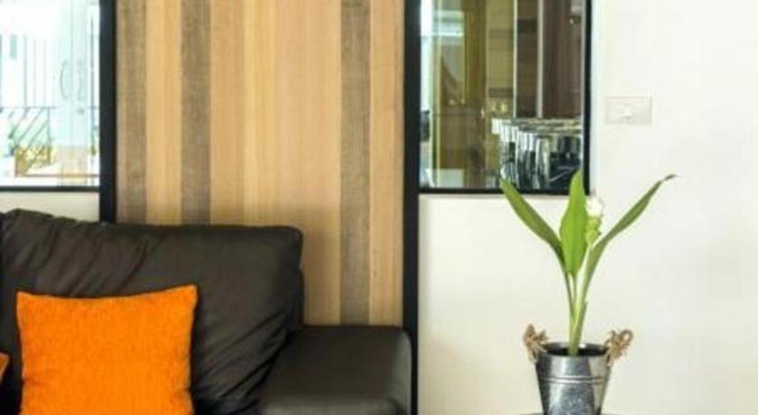 The Circle Hotel Buriram Extérieur photo