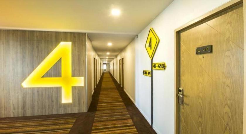 The Circle Hotel Buriram Extérieur photo
